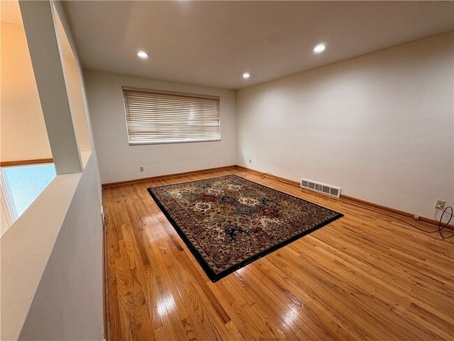 Photo - 2800 College Park Rd
