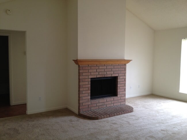 Photo - 638park Unit 1