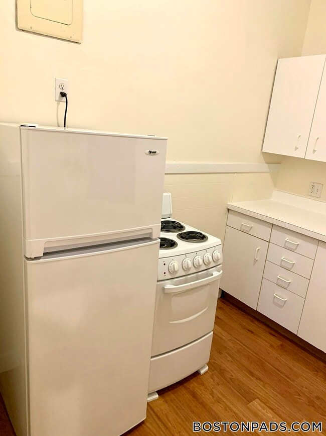 Photo - 504 Beacon St Unit 34