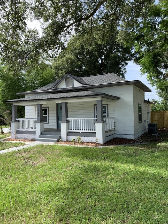 Photo - 1733 11th Ave N