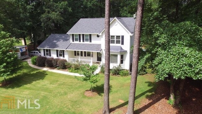 Building Photo - 100 Lake Point Dr