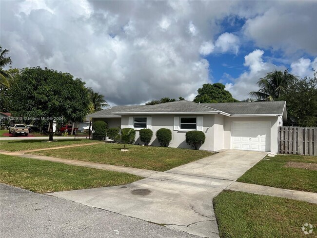 Building Photo - 10153 Windtree Ln Rental