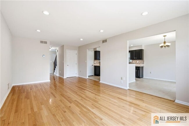 Photo - 55 Parsler Pl