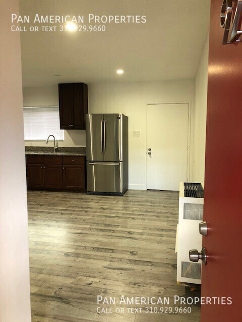 Building Photo - 94 E Market St Unit 94