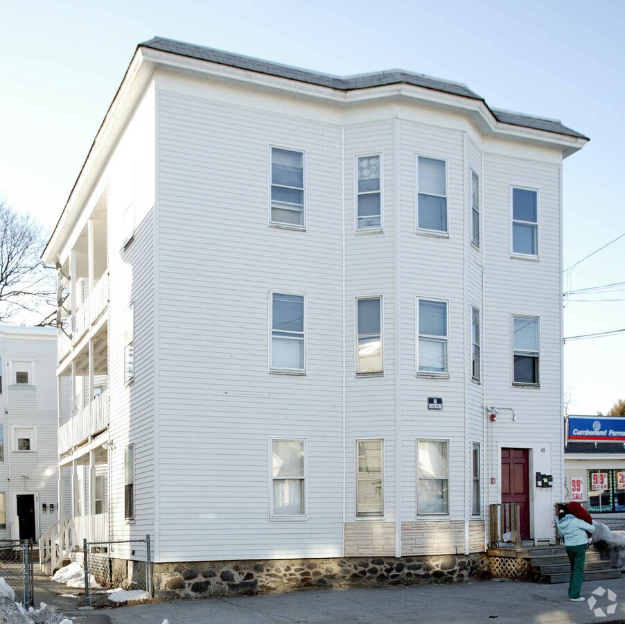 Photo - 44-48 Aiken Ave