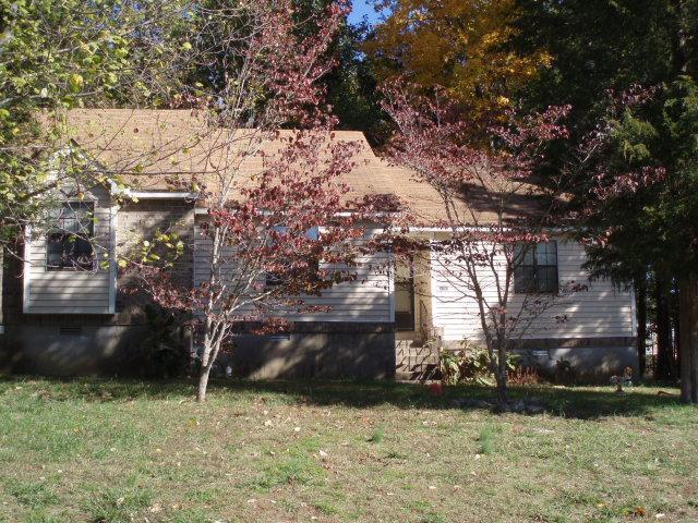 Building Photo - Duplex Near Priest lake