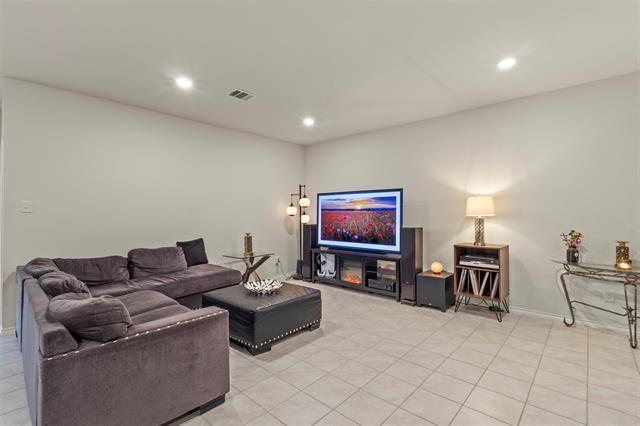 Photo - 1013 Emerald Dr