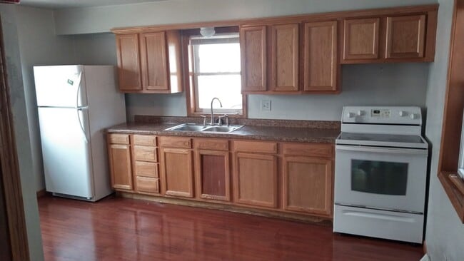 1539 E Mason St Unit 1 (Main)
