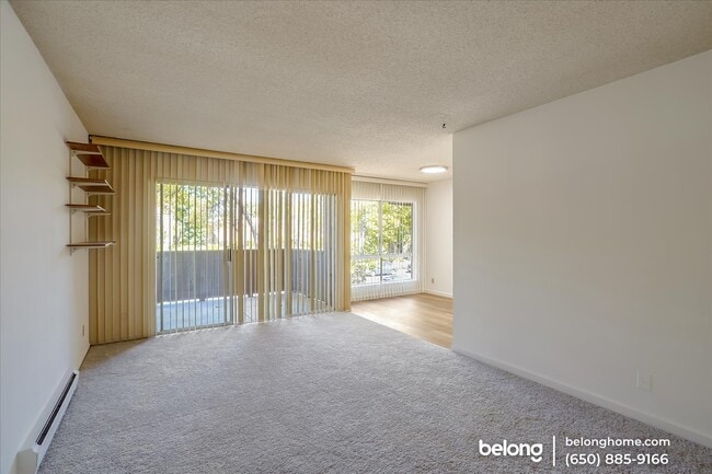 Photo - 121 Buckingham Dr Unit 11