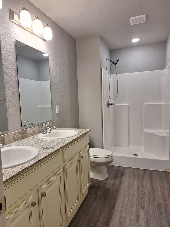 Photo - 3 bedroom Duplex