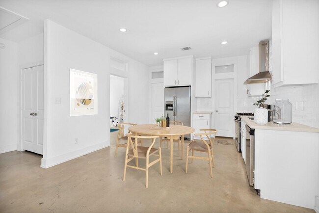 Photo - 603 Edgewood St