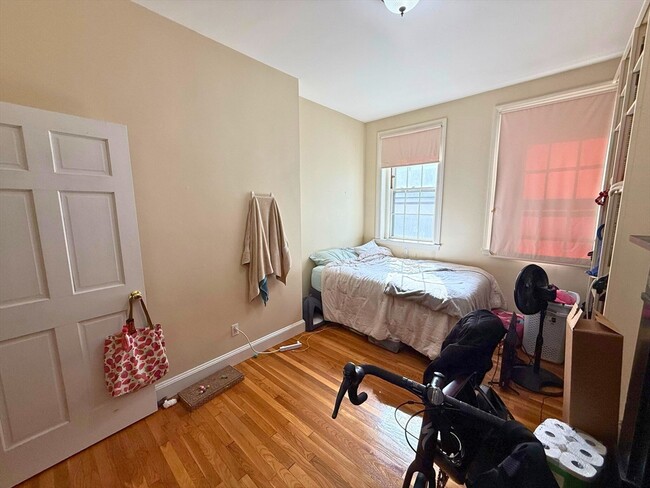 Photo - 97 W Cedar St Unidad 1