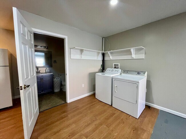 Photo - 332 Commerce Loop Unidad 332 Commerce Loop