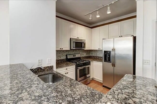Photo - 15 Warren St Unit 335
