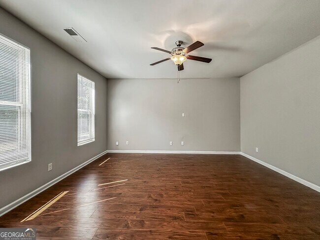 Photo - 134 Daisy Cir