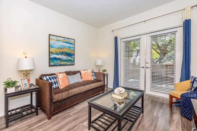 Photo - Laurel Canyon Apartment Homes