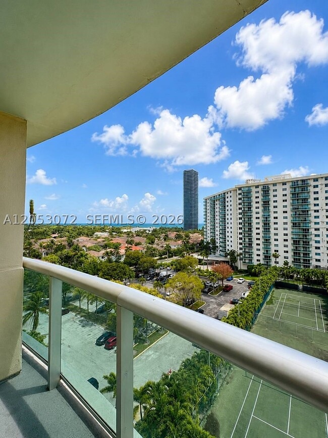 Building Photo - 19380 Collins Ave Unit 910