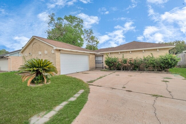 Photo - 13411 Splintered Oak Dr