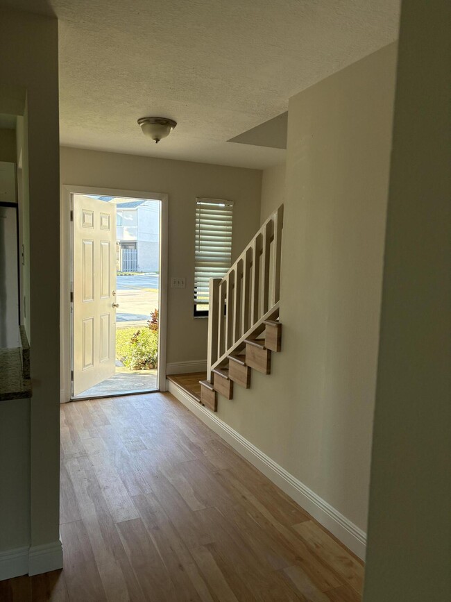 Photo - 5106 Pier Dr