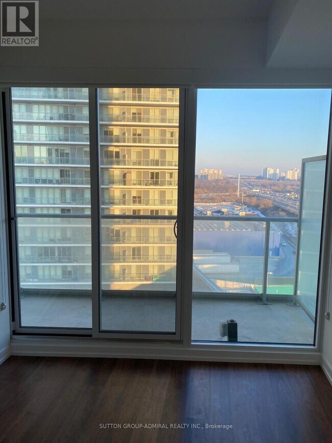 Photo - 115 McMahon Dr Unit 808