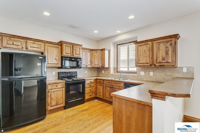 Photo - 11716-11718 Crestwood Unit 11716 Crestwood