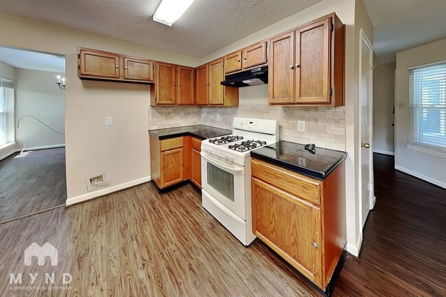 Photo - 11702 Brettwood Cir