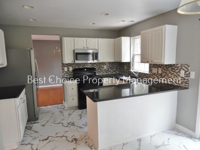Photo - 4 Oyster Bay Ct