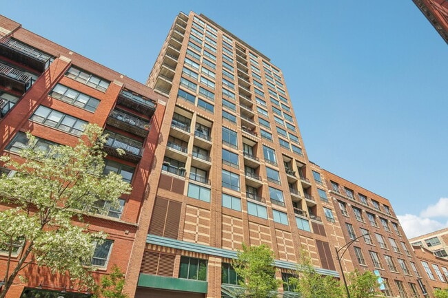 Photo - 400 W Ontario St Condo Unit 605