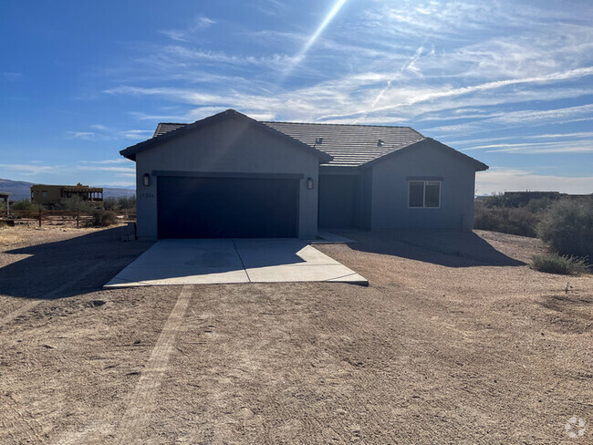 Building Photo - 3Bed/2Bath Home at Rio Verde! $399 MOVE-IN...