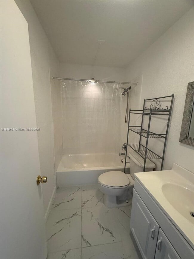 Photo - 4820 NW 9th Dr Unit 4820