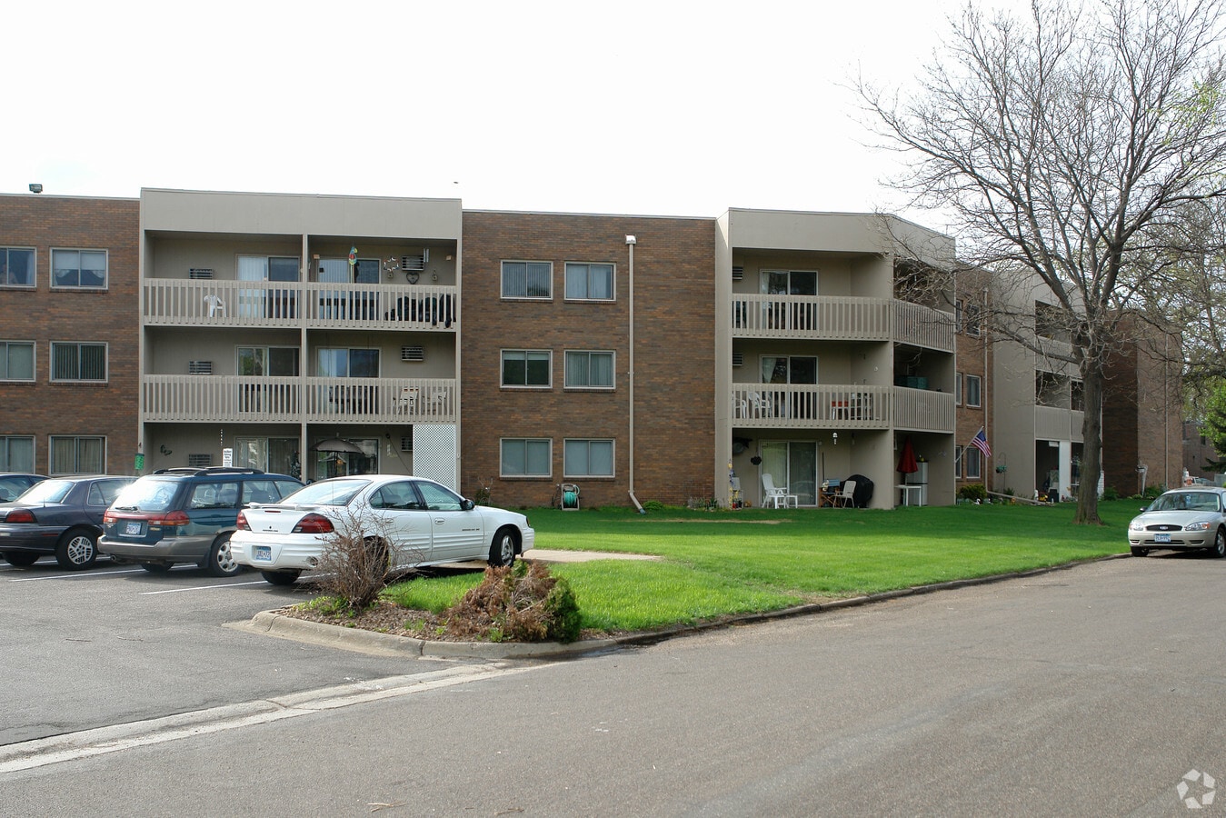 Photo - Washington Square Apartments
