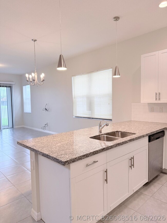 Photo - 5489 Soria Ave