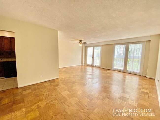 Photo - 259 G St SW