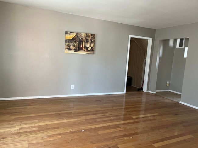 Photo - 5530 Venezuela Rd