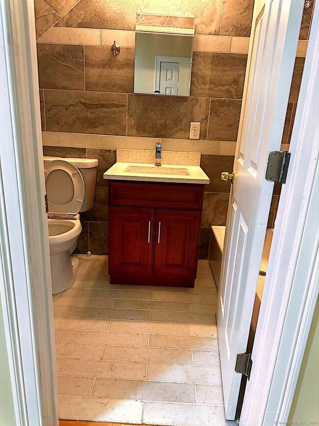 Photo - 376 N Main St