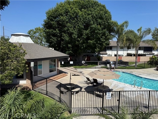 Building Photo - 7100 Cerritos Ave Rental