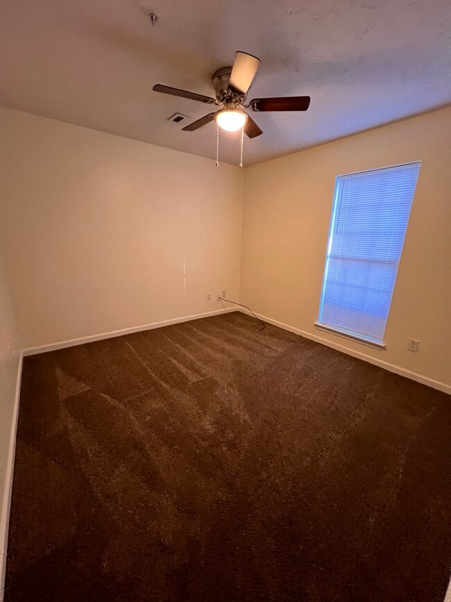 Building Photo - 3241 Wade St