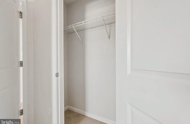 Photo - 262 Ensemble Way