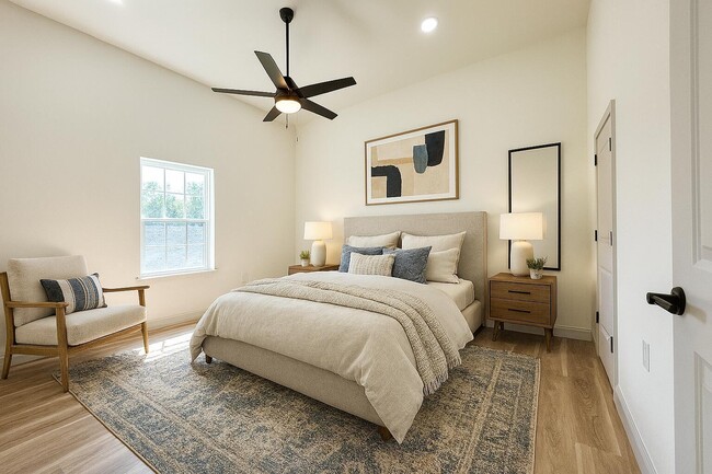 Photo - 321 Randolph St