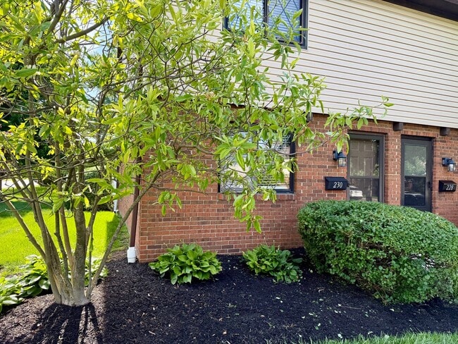 Photo - Beautifully Renovated 2 Bed, 1.5 Bath Condo in Westerville