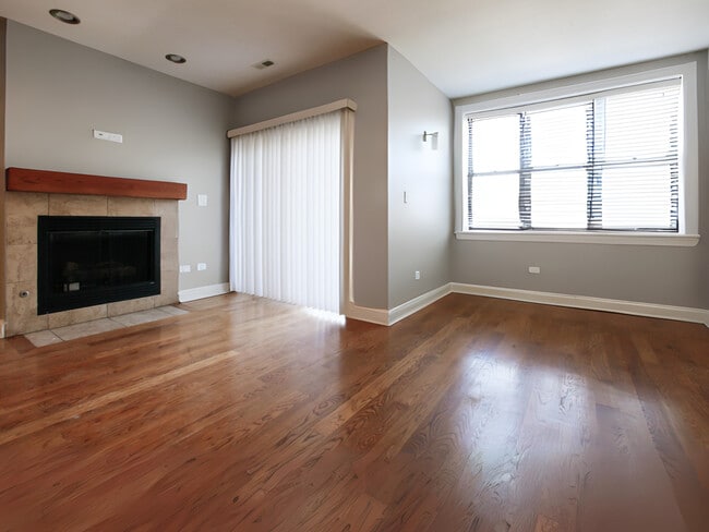 Photo - 4237 S Calumet Ave