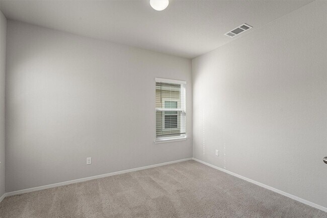 Photo - 2711 Winding Creek Rd