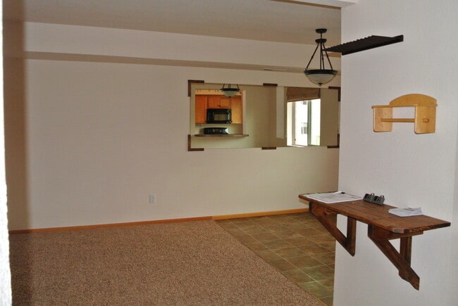 Photo - Corvallis Comfort & Convenience: Spacious 3-bedroom, 2.5 bath Townhome