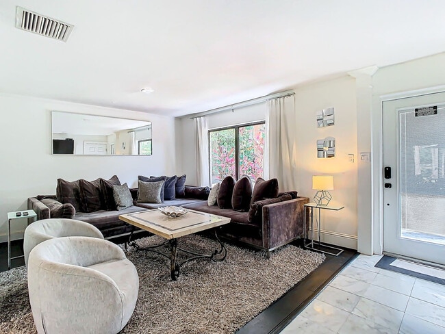 Photo - 5700 Saddlebrook Way Unit SI ID1291320P