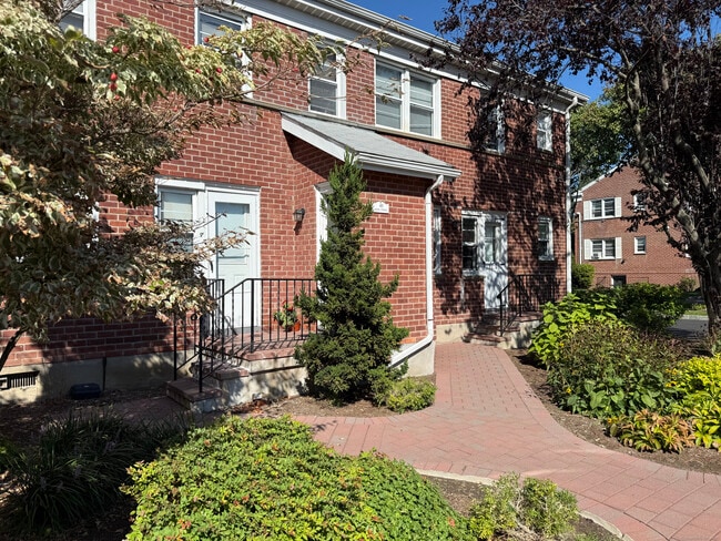 Photo - 41 Hope St Unit 16C