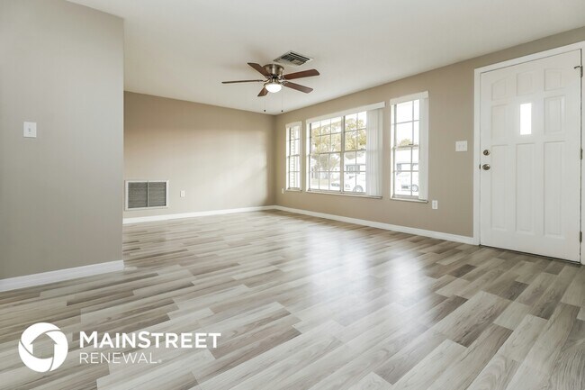 Photo - 4301 Straits Ln