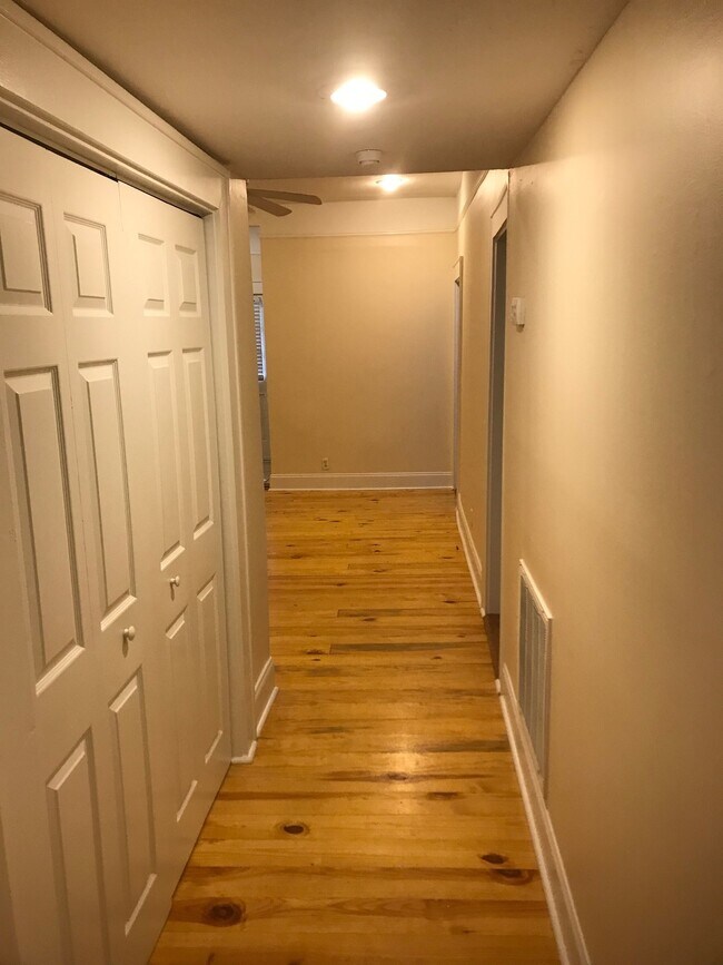 Photo - 821 Heidt St