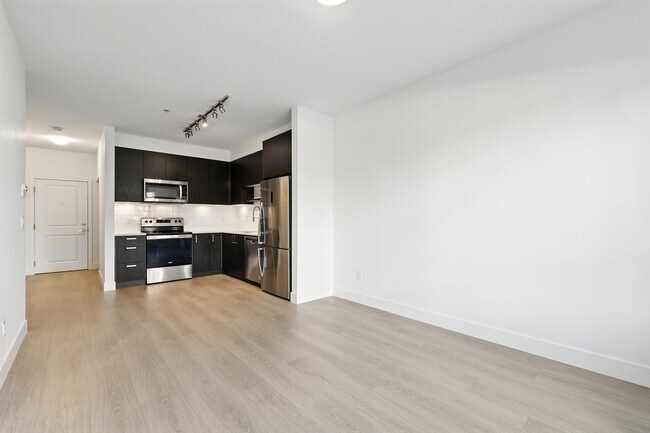 13628-13628 81a Ave