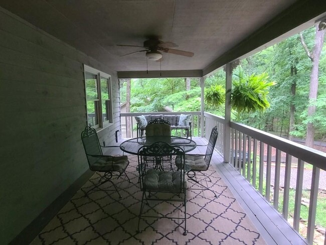 Photo - 120 Rocky Stream Ct