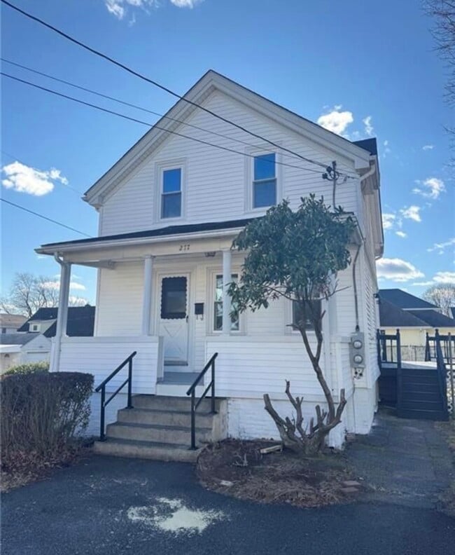 Building Photo - 277 Mauran Ave Unit 2